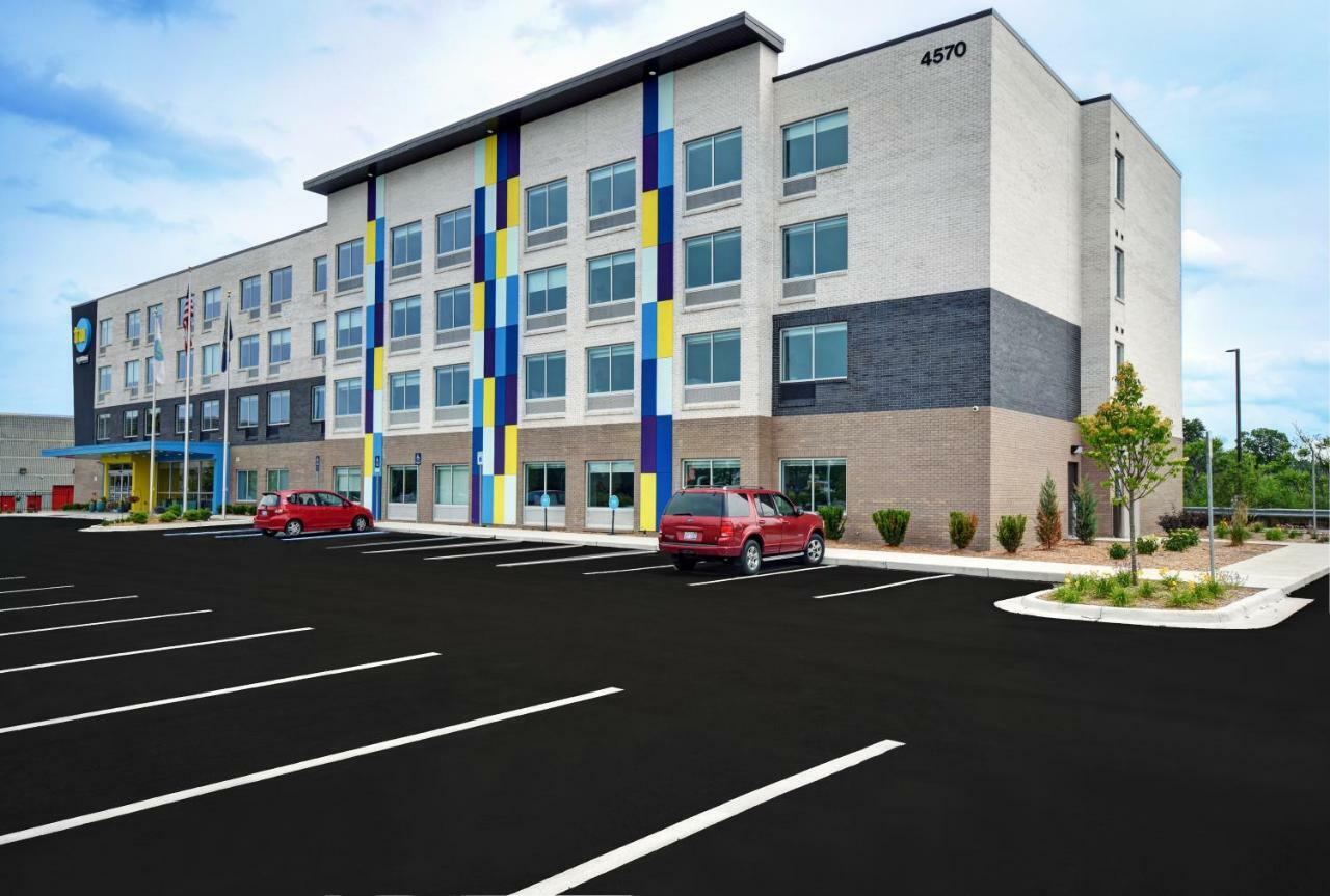 Tru By Hilton Grand Rapids Airport Hotel Kentwood Exterior foto